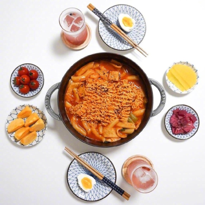 情侣美食图片_两个人的美好生活从一起吃饭开始