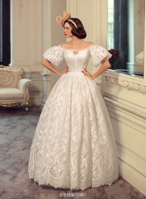 欧美宫廷风婚纱礼服图片