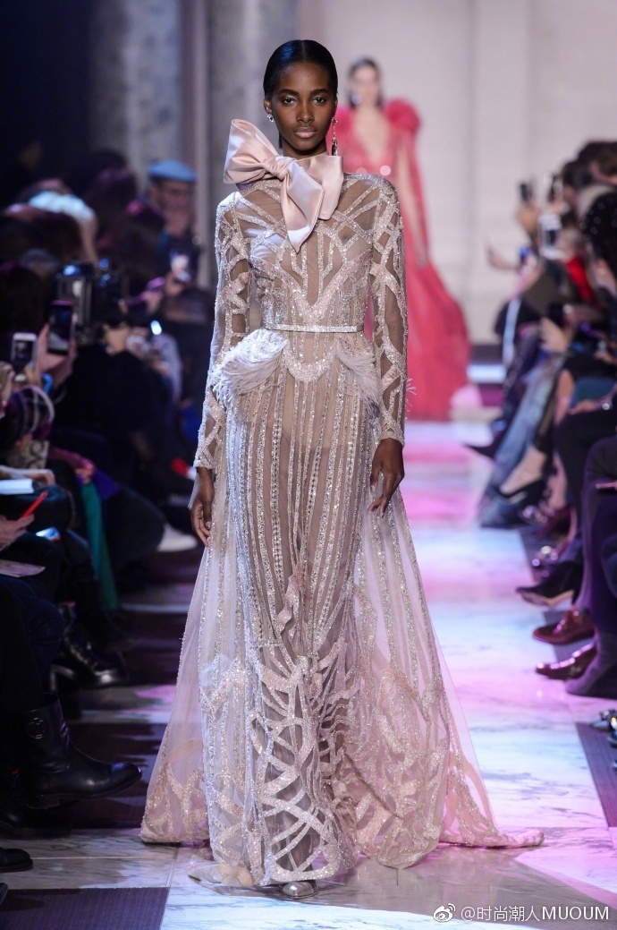 欧美美女模特演绎2018春夏巴黎高定系列