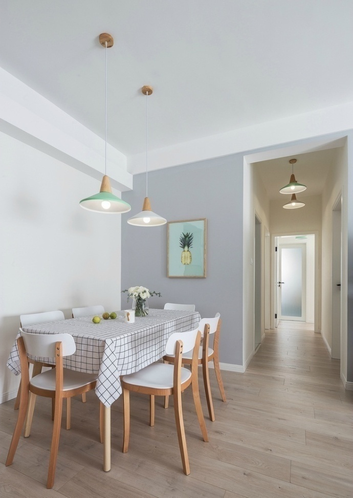 89平简约两室清新优美的装修风格