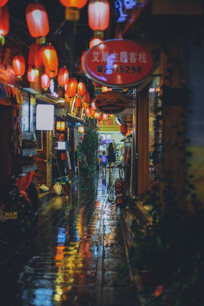 福建厦门曾厝垵夜景图片