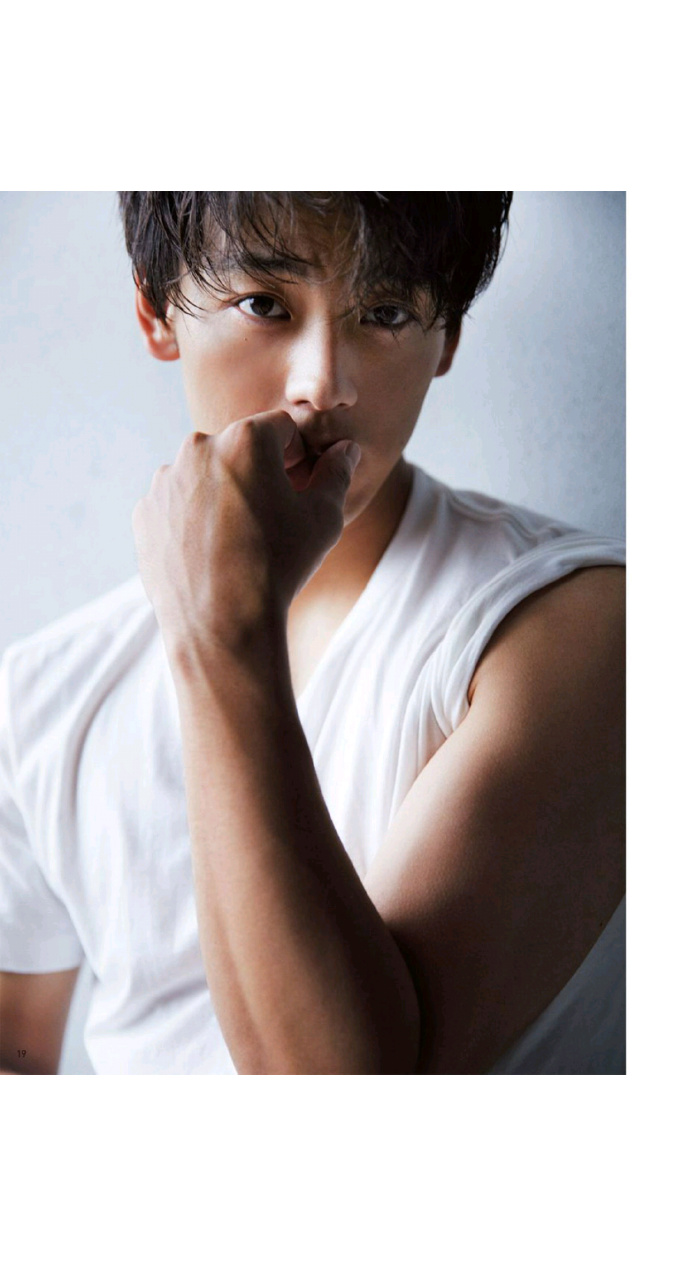 日本男明星竹内凉真写真图片 明星帅哥 Mn52图库