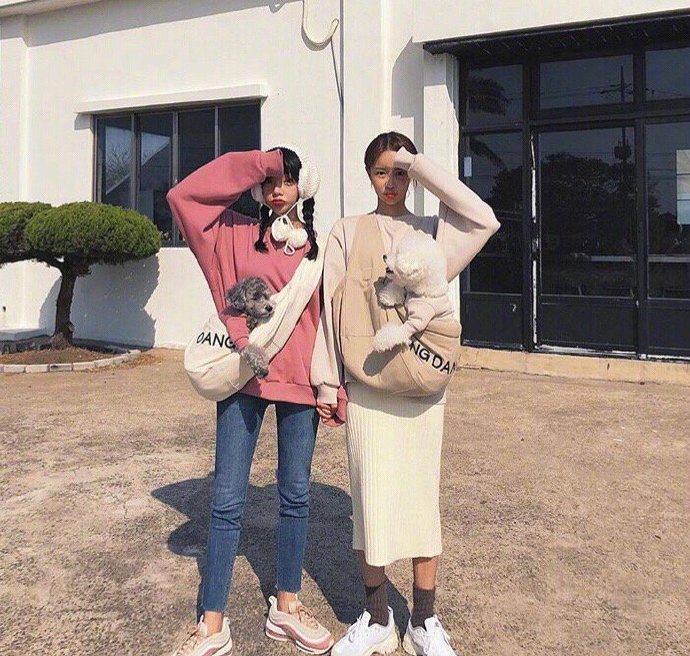 双胞胎姐妹穿搭LOOK