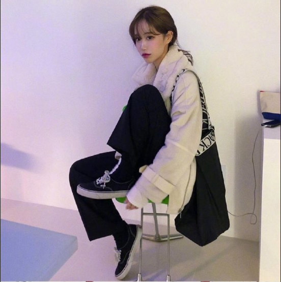 小个子女生的复古休闲穿衣搭配参考