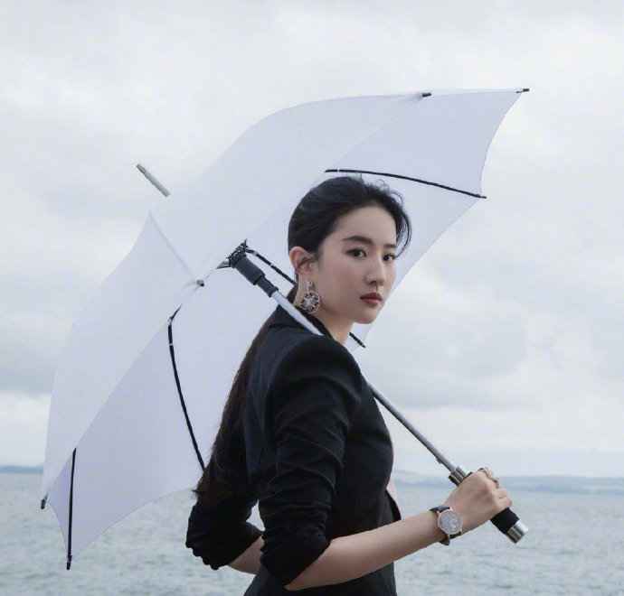 mm美女图片 女明星刘亦菲图片