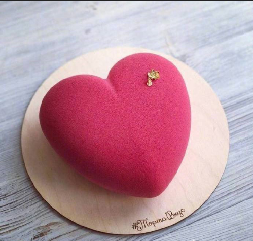 漂亮的治愈系生日蛋糕图片